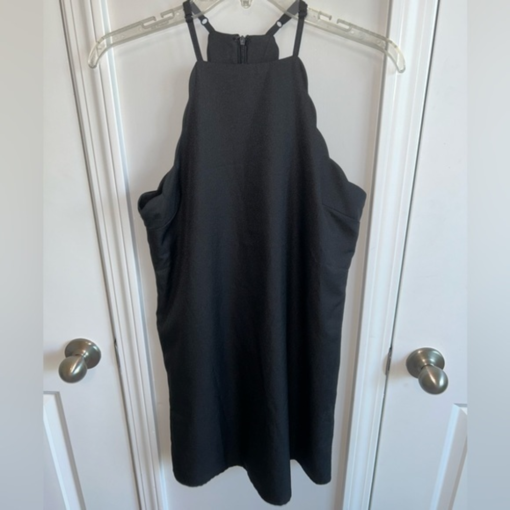 Lulu’s halter‎ LBD (little black dress) with scalloped detailing - sz SMALL